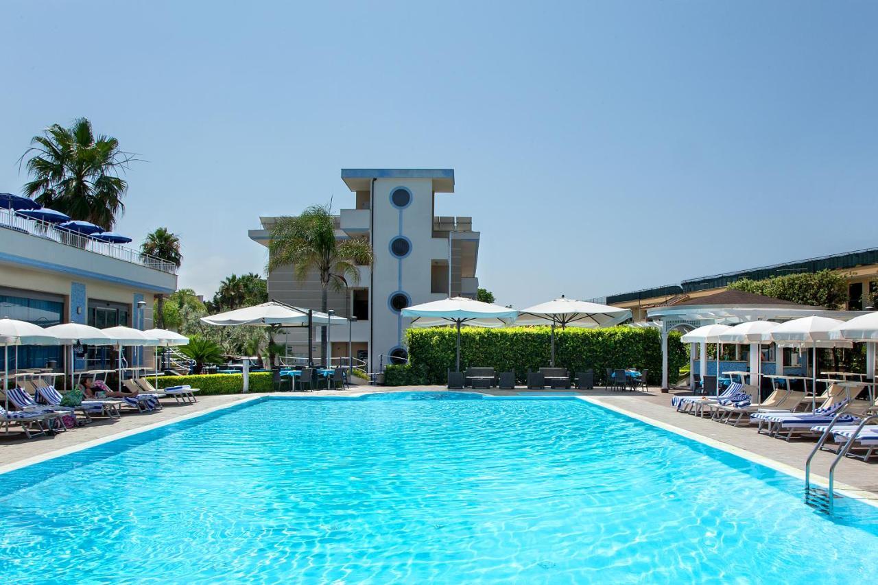 Hotel Premiere Varcaturo Luaran gambar