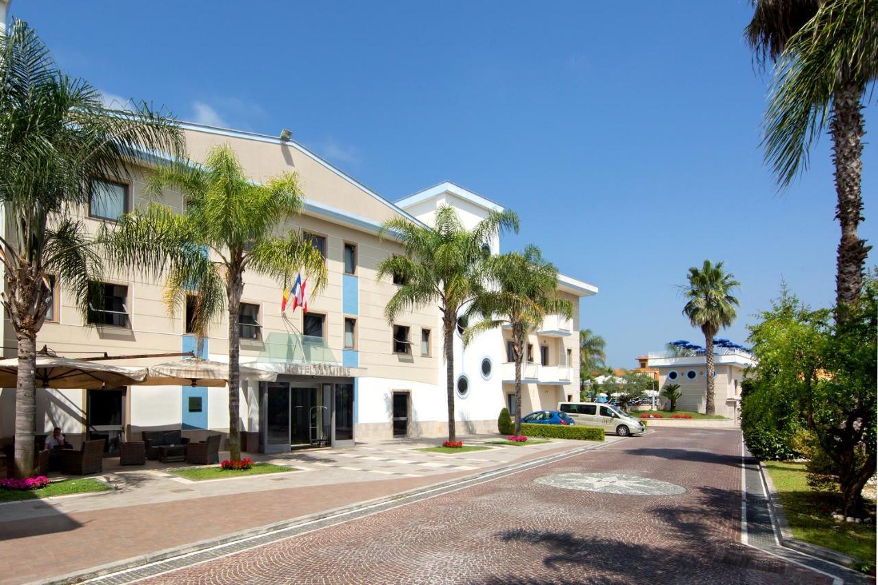 Hotel Premiere Varcaturo Luaran gambar