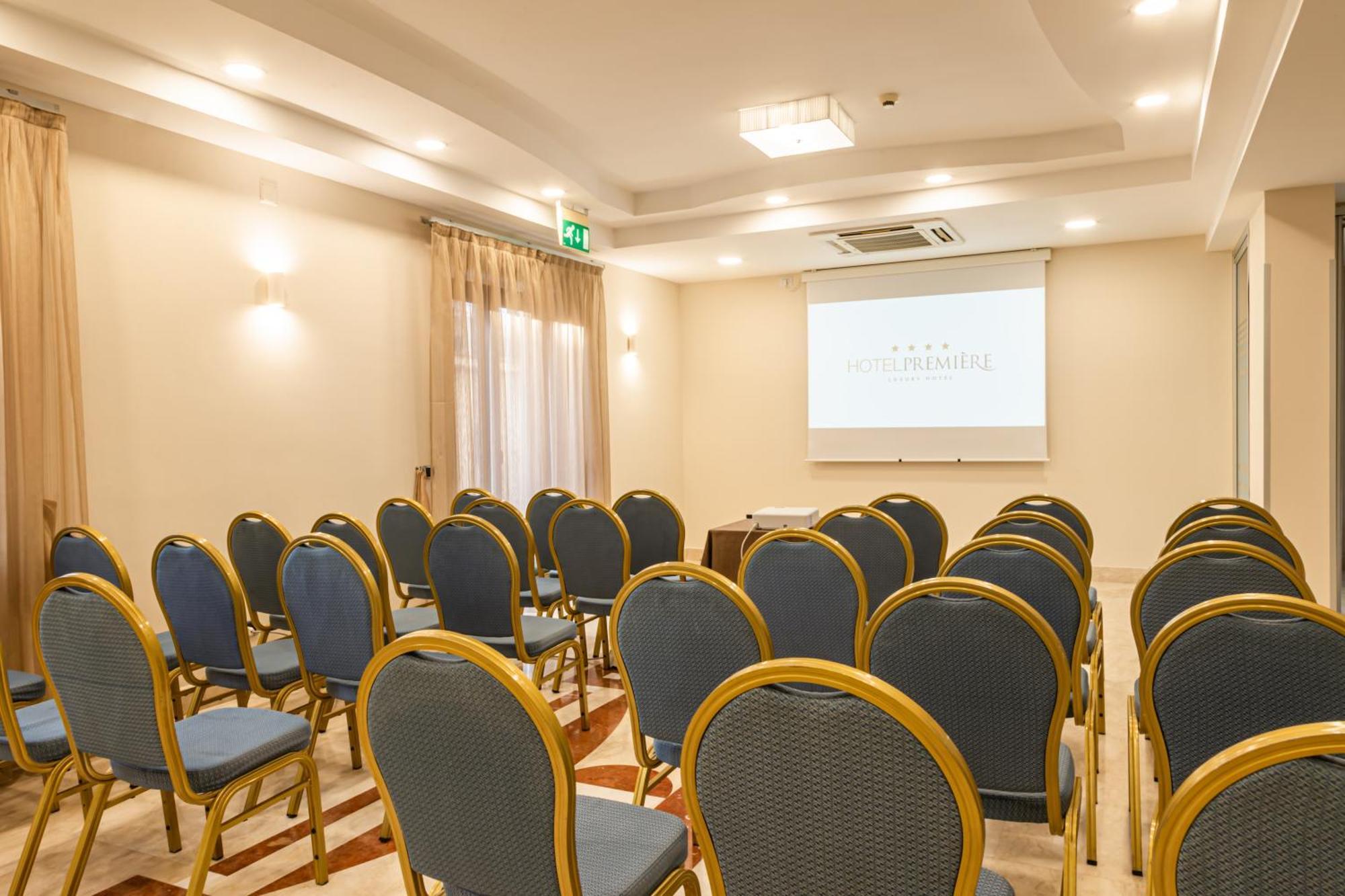 Hotel Premiere Varcaturo Luaran gambar